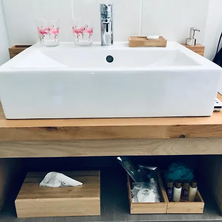 La Costiere - Independants - Espace Piscine Jacuzzi Apartment