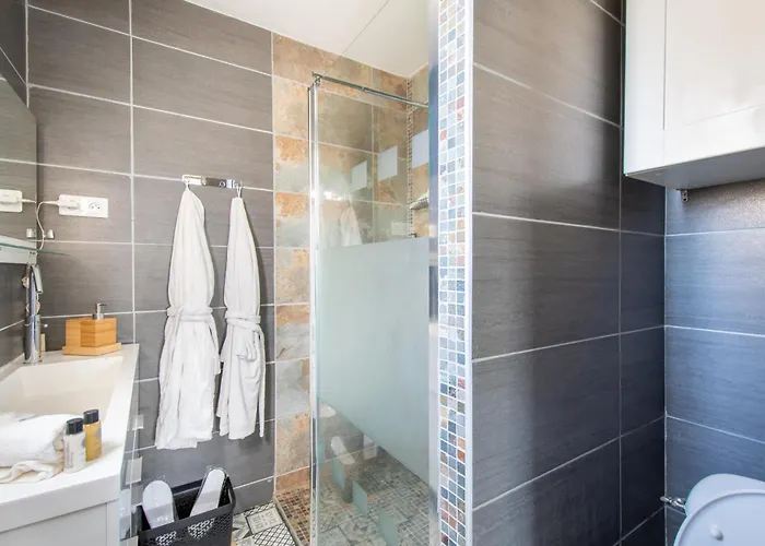 La Costiere - Independants - Espace Piscine Jacuzzi 公寓 *